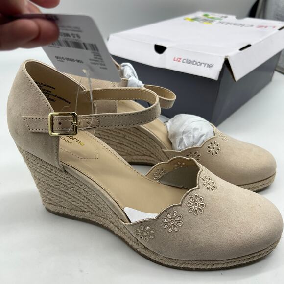 Liz Claiborne Morgan Women's Wedge Heels Cream Sand Size 9.5M - Picture 1 of 16